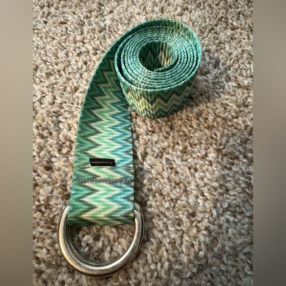 Green Zigzag Pattern Belt with Silver Buckle